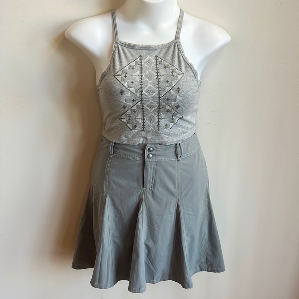 Athleta Gray Pleated Women's Skirt